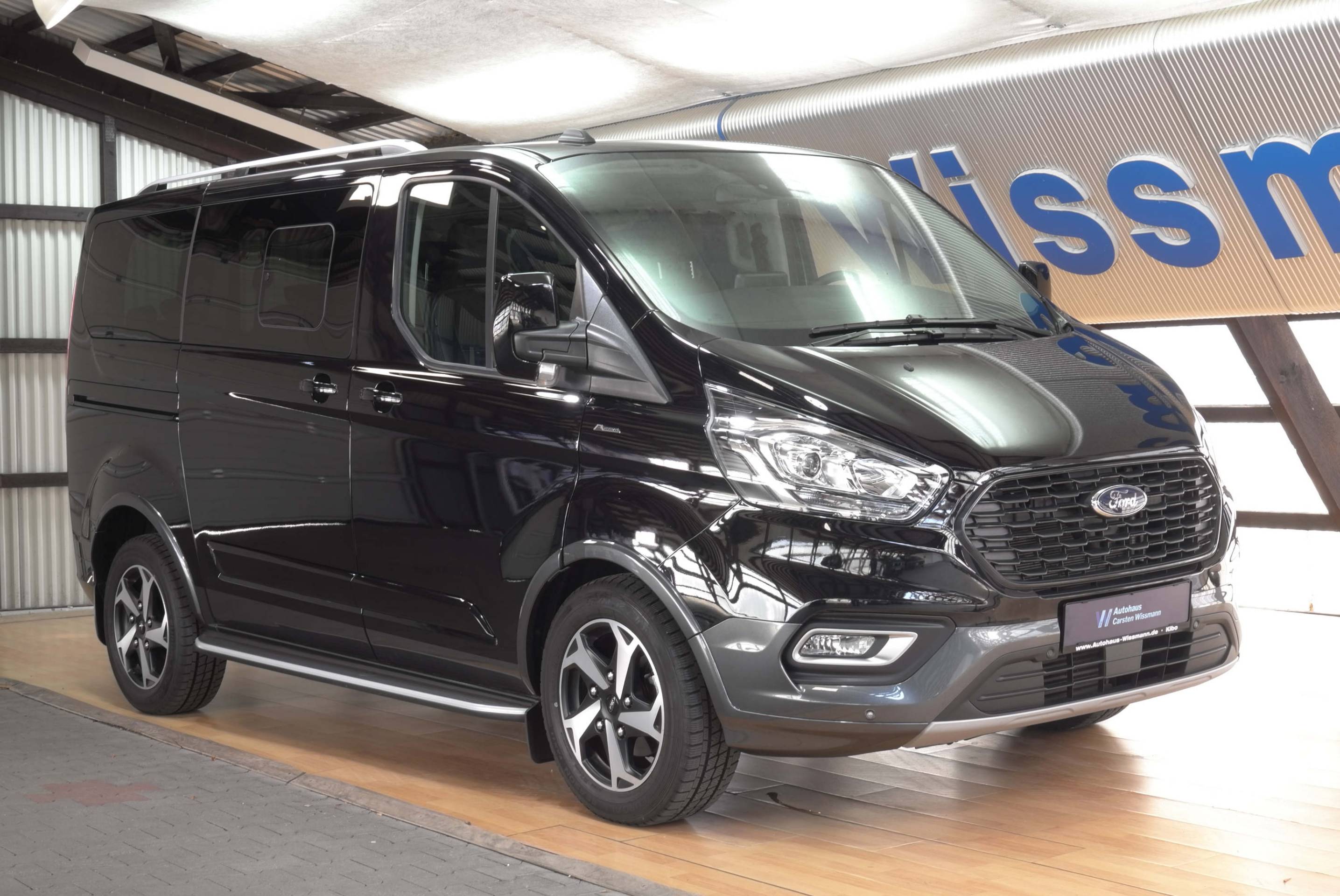 FORD TOURNEO CUSTOM Active 8-Sitzer Bus Automatic
