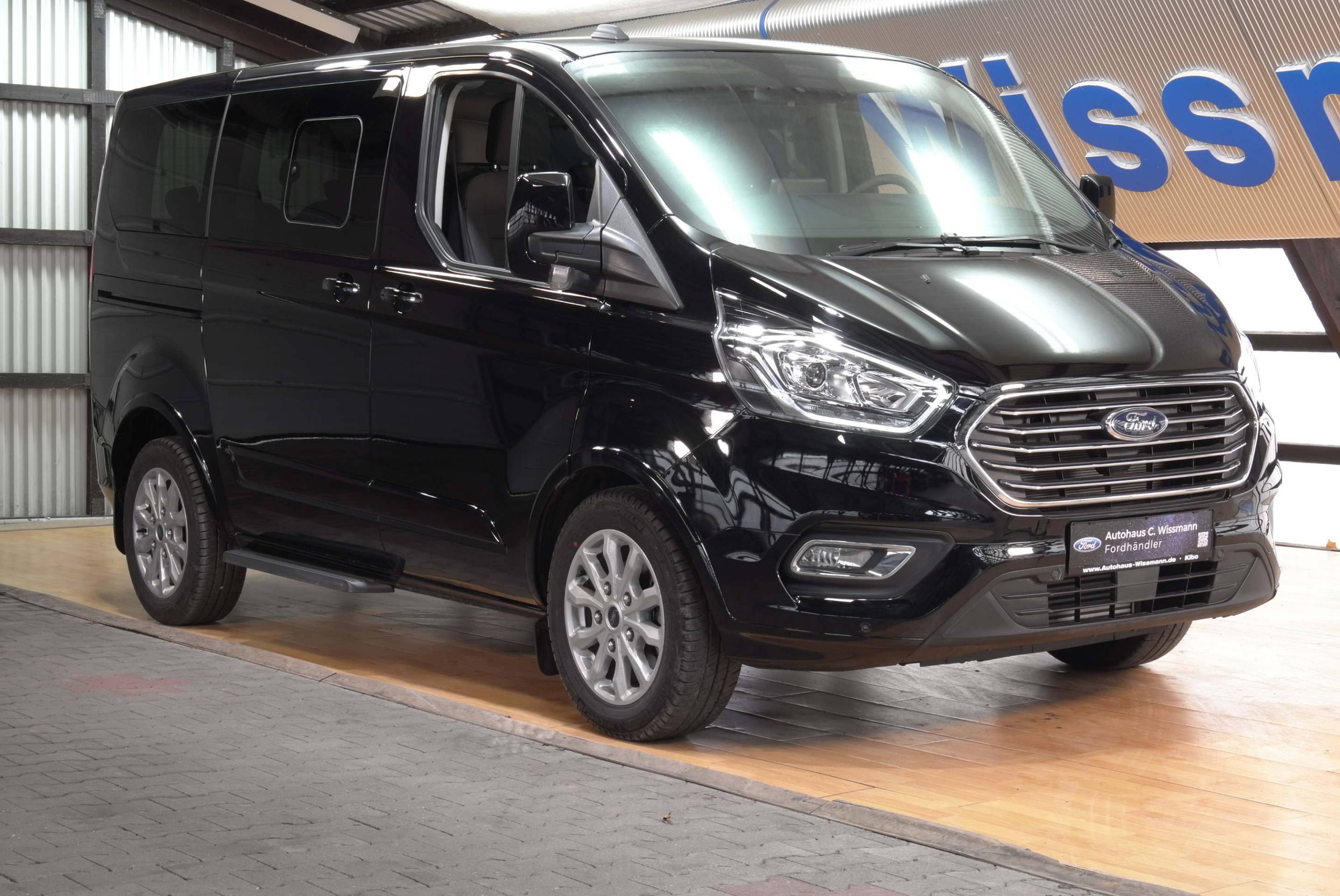 FORD Tourneo Custom Titanium L1 MHybrid Navi AHK Prot